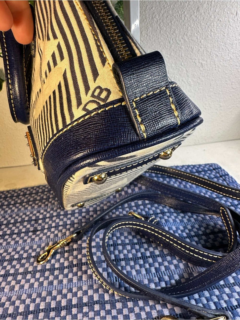Dooney & Bourke Sailboat Bitsy Crossbody Bag - Navy & Cream Nautical Print - Picture 10 of 16